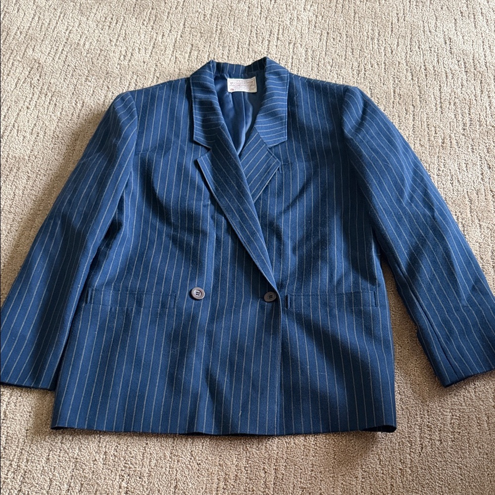 Vintage Pendleton 100% Virgin Wool Blue Pinstripe Blazer